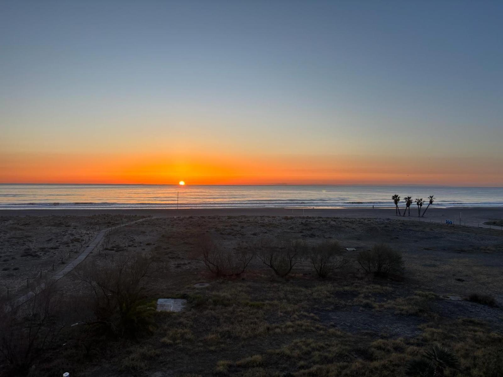 Primera Linea De Playa Valencia Luaran gambar